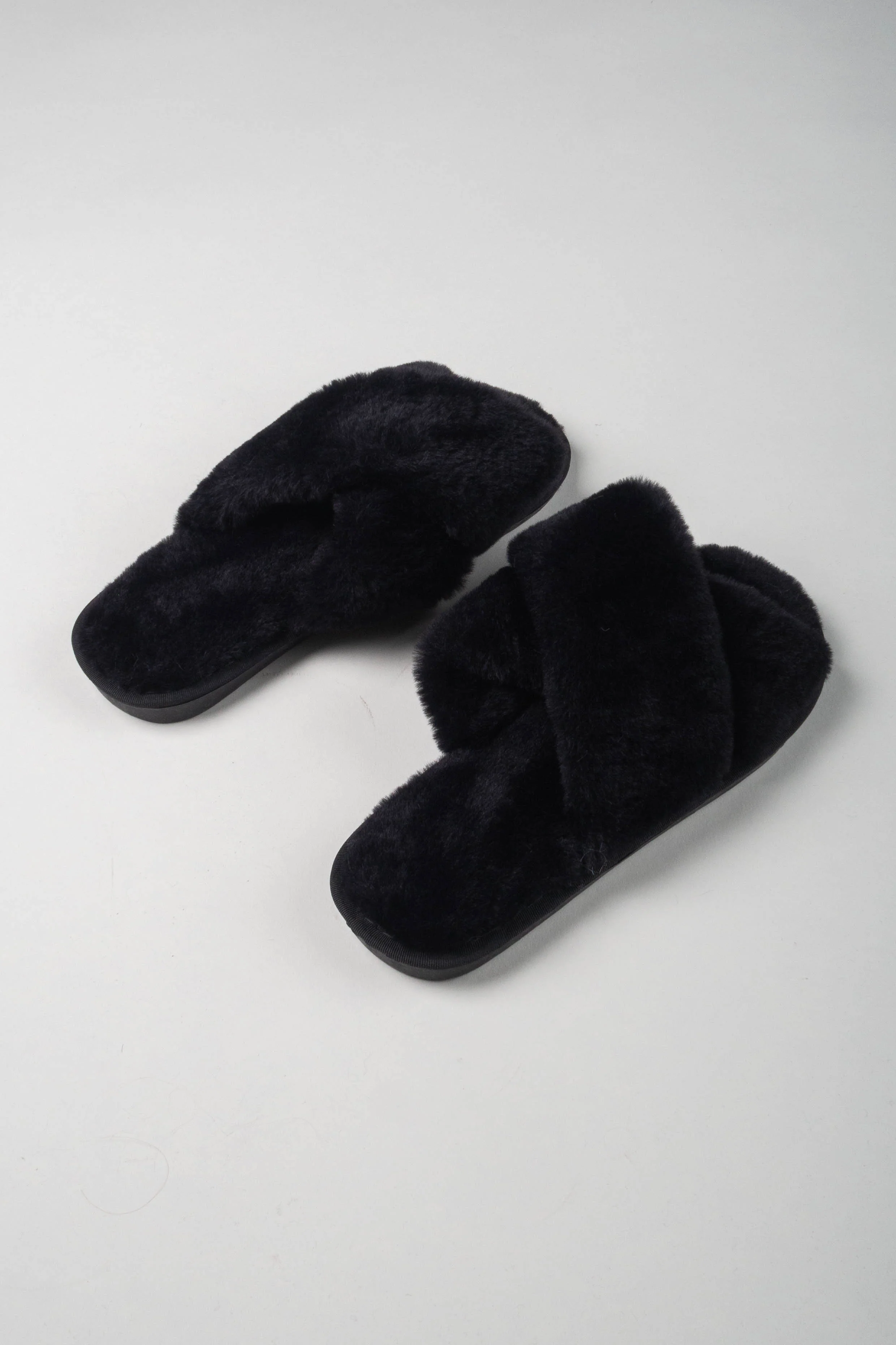 Americandreams Lou Faux fur slippers - black - Image 2
