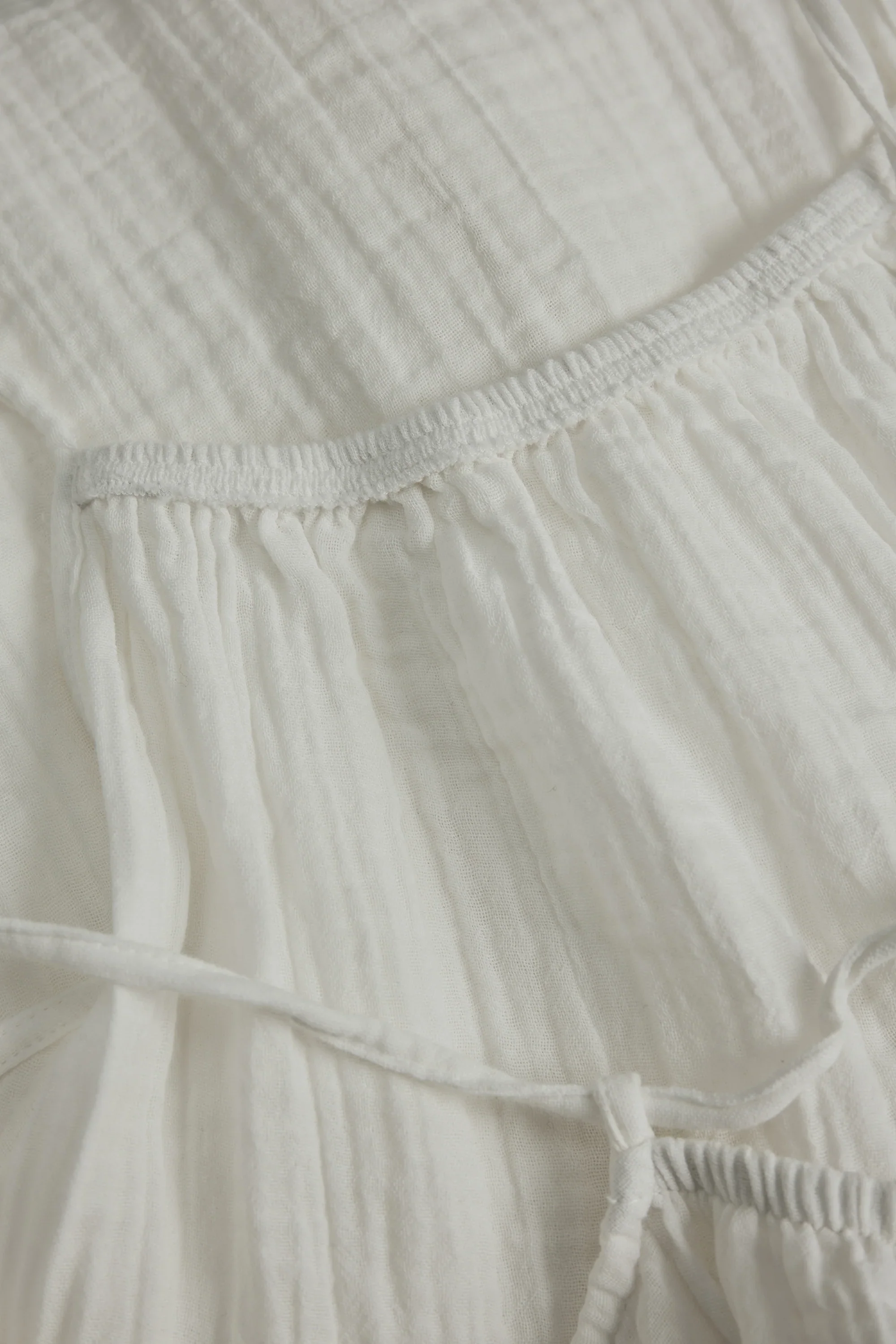 AVENY Chantilly dress - almost white - Image 3