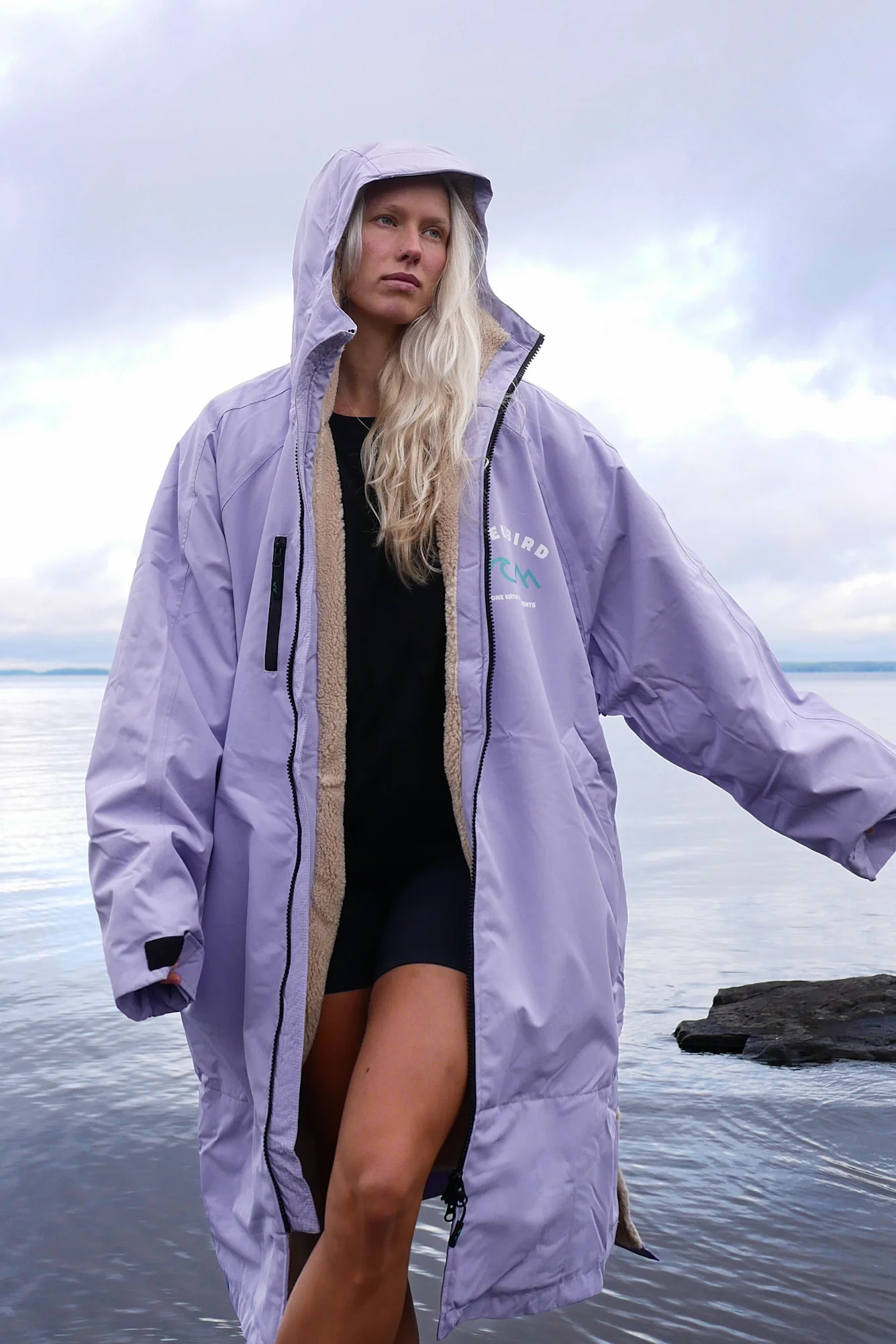 Bleubird Unisex Nordic Robe - lavender/beige - Image 3