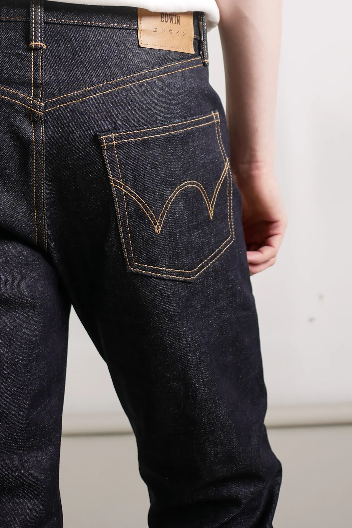 Edwin Regular Tapered miesten farkut - Blue Unwashed Rainbow Selvage - Image 7
