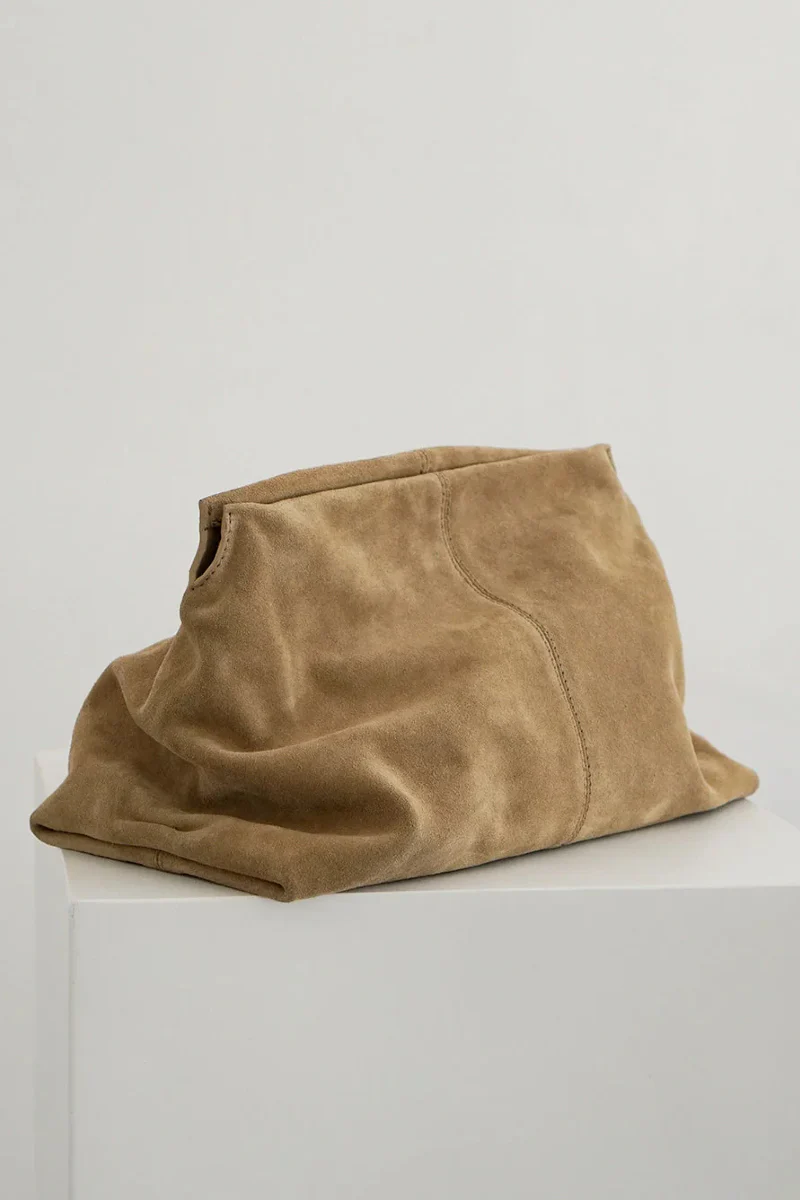 Flattered Clay Clutch - suede sand - Image 5