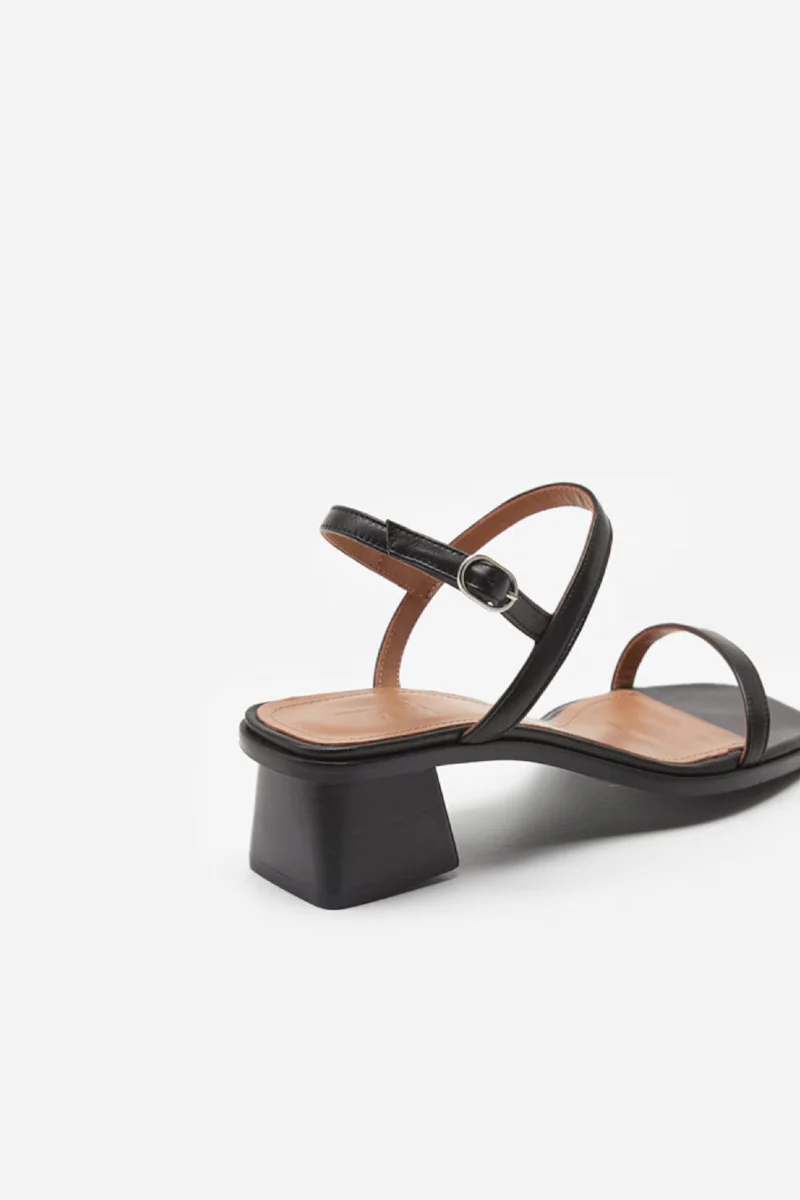 Flattered Juno - black leather - Image 4