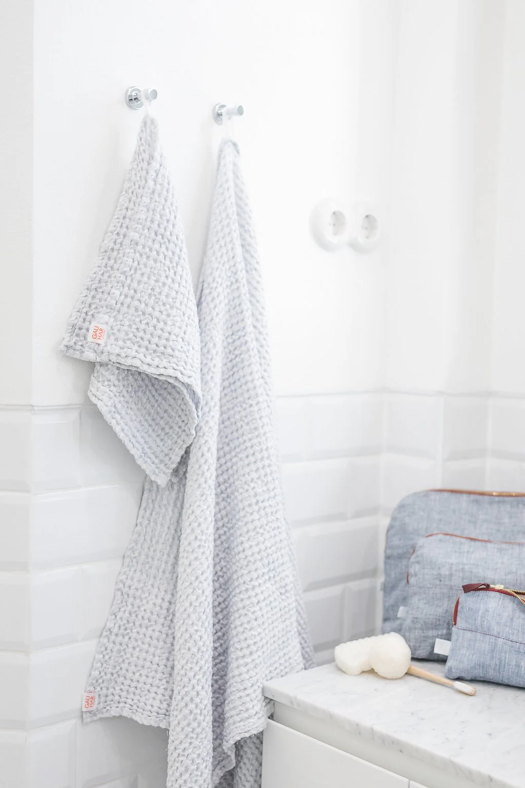 Gauhar waffle towel - large grey - Image 3