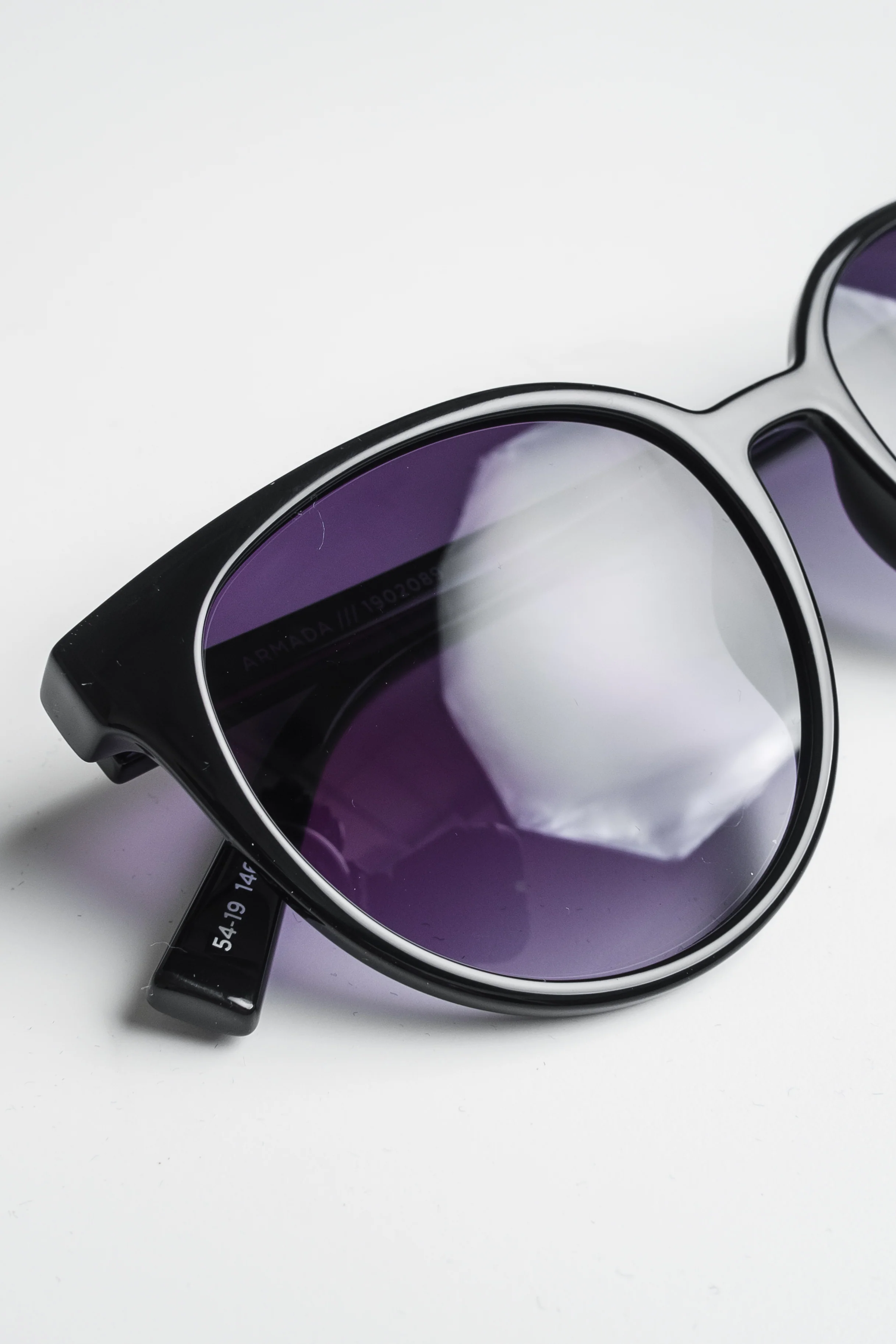 Le Specs Armada aurinkolasit - black - Image 7