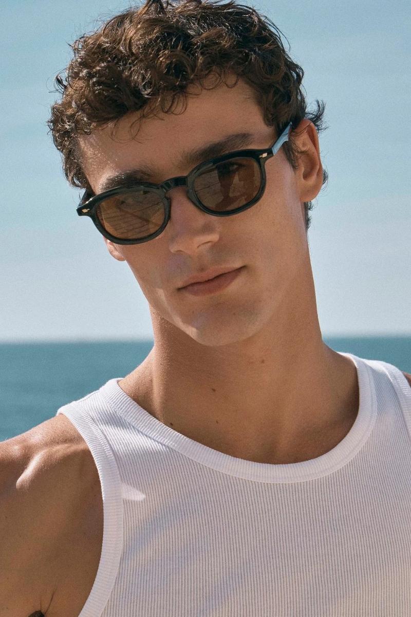 Le Specs Heart Throb  -black / brown lens
