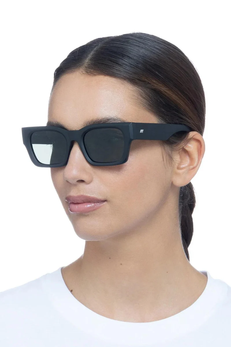 Le Specs Shmood polarized aurinkolasit - matte black - Image 5