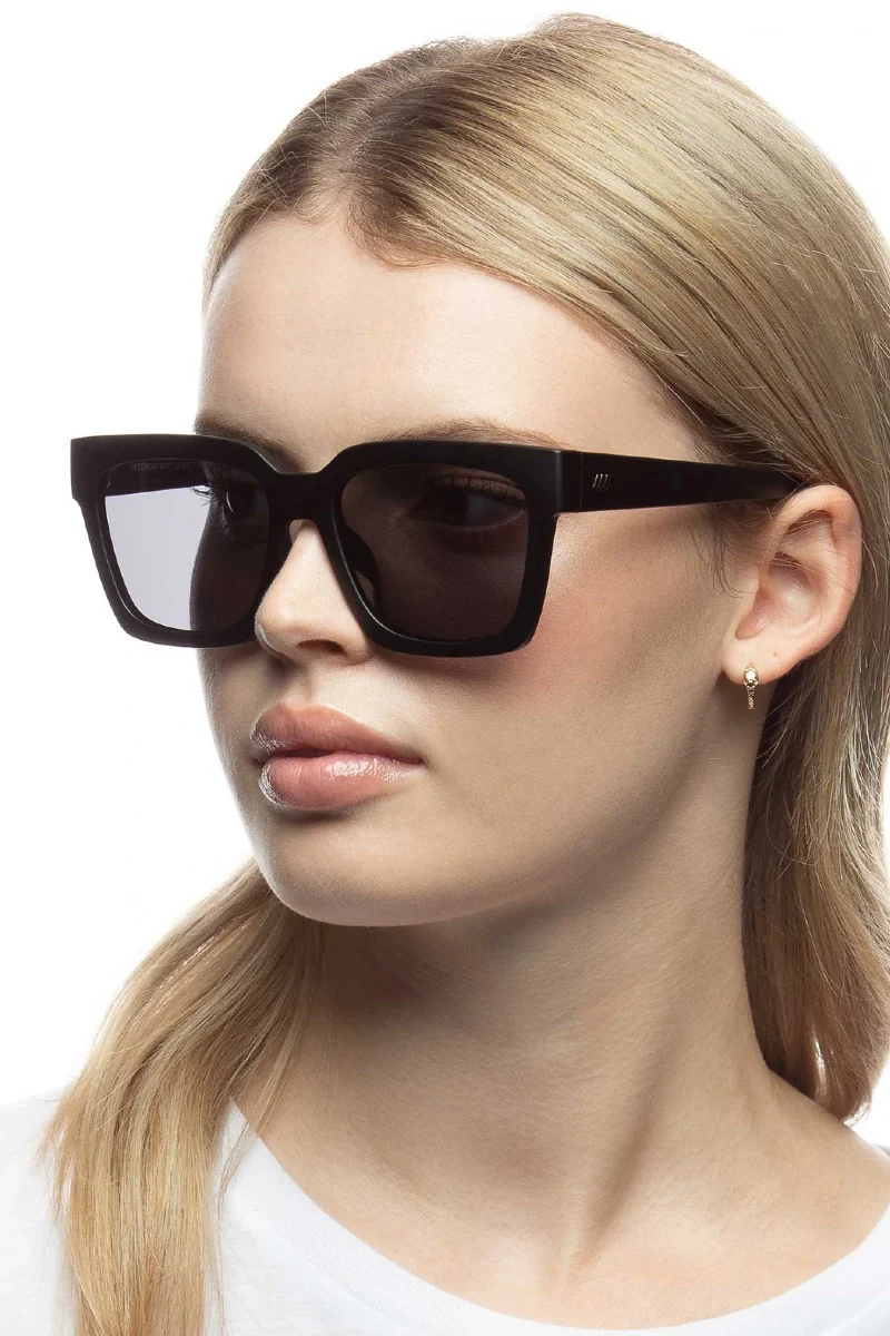 Le Specs Weekend Riot aurinkolasit - Matte black - Image 9