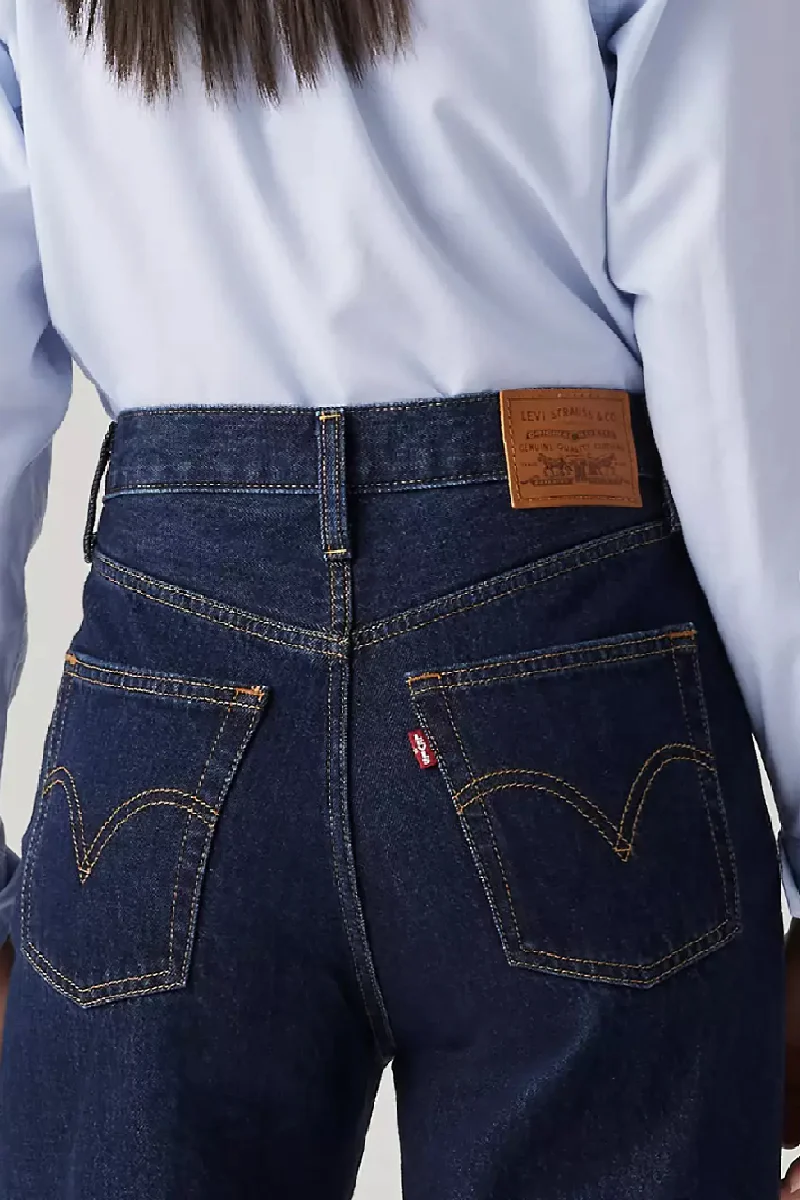 Levi’s Ribcage Wide leg - Shaded View - Image 4