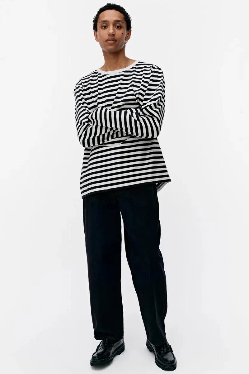 Marimekko Tasaraita Unisex trikoopaita - musta/valkoinen - Image 5