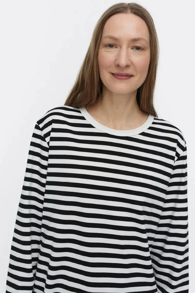 Marimekko Tasaraita Unisex trikoopaita - musta/valkoinen - Image 6