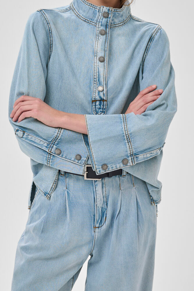 My Essential Wardrobe HilmaMW 171 Boxy Blouse - light blue wash - Image 3