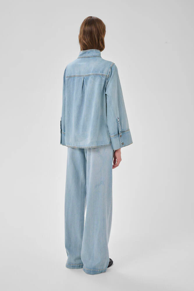 My Essential Wardrobe HilmaMW 171 Boxy Blouse - light blue wash - Image 4