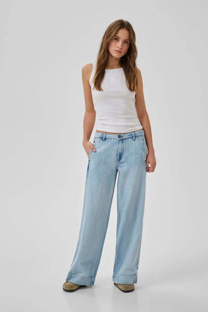My Essential Wardrobe HilmaMW 171 X-Wide Pant - light blue wash - Image 2