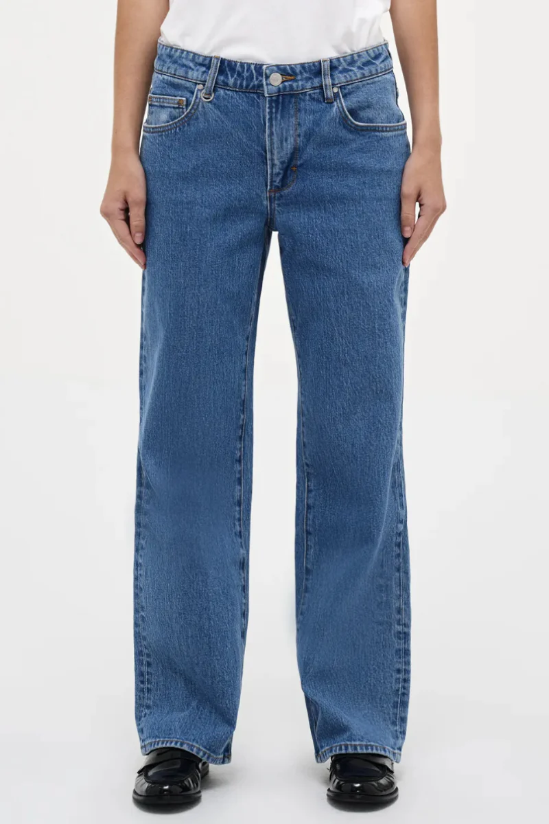 NEUW Daria Boyfriend - Wave Mid Indigo - Image 2