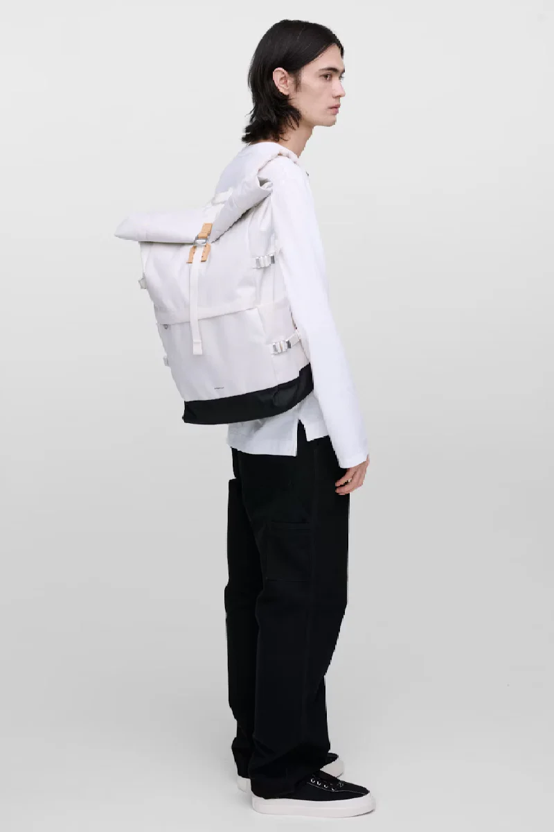 Sandqvist Icon Rolltop Backpack L - Birch - Image 9