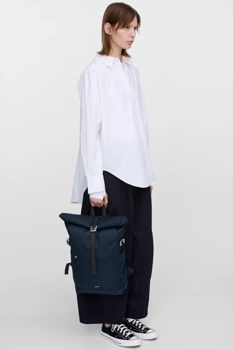 Sandqvist Icon Rolltop Backpack M - navy with black leather - Image 6