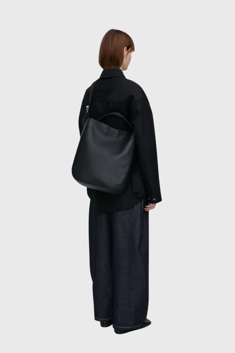 Sandqvist Leather Hobo tote bag 14" - black - Image 5